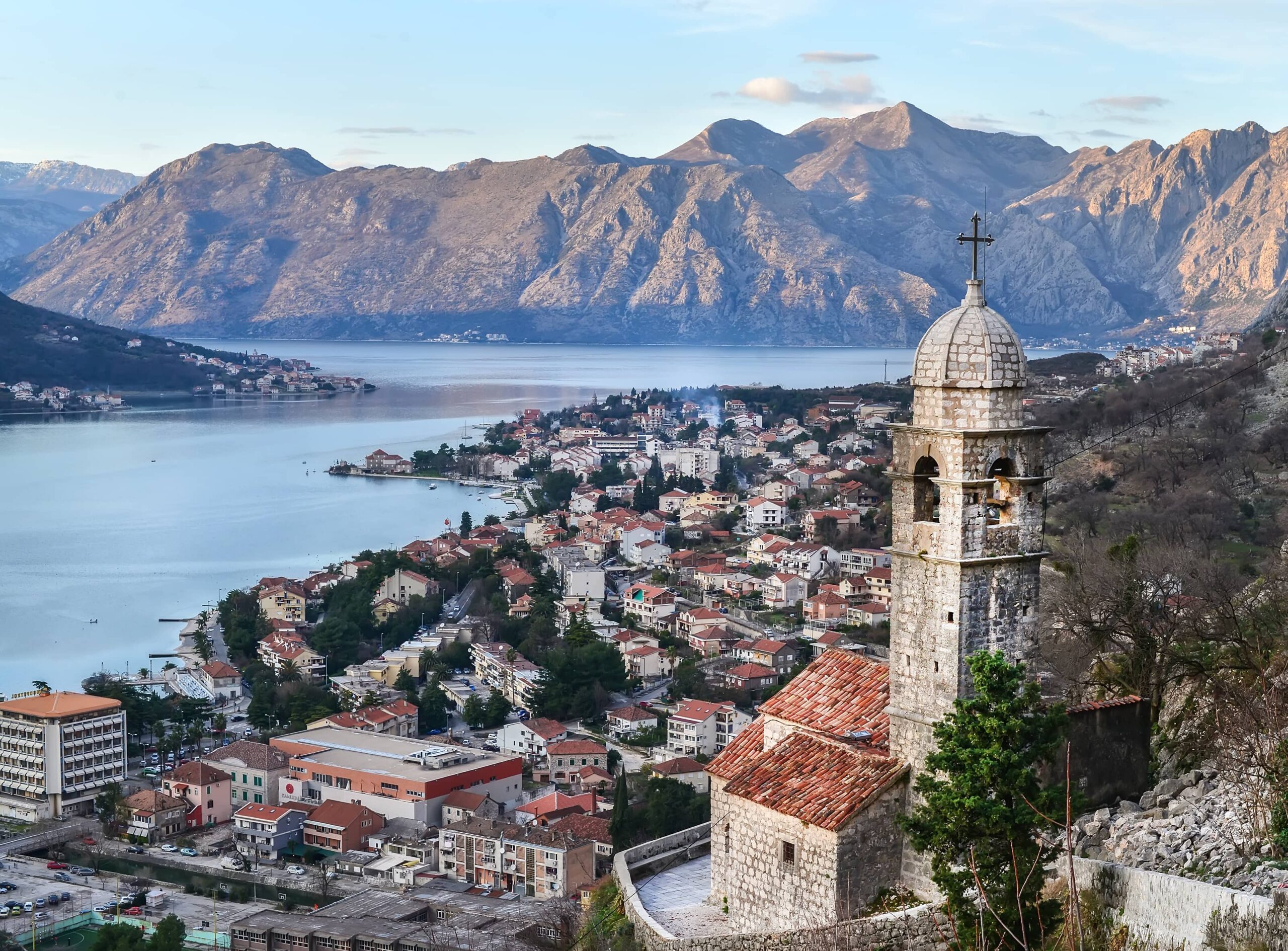 the-view-over-kotor-montenegro-the-old-church-the--P2ETKWS (1)